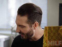 Grosser schwanz, Grosse titten, Spermaladung, Kehlenfick, Riesig, Milf, Stiefmutter, Titten