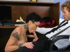 Universiteit, Vingeren, Likken, Kantoor, Kut duiken, Kort haar, Tatoeage, Tieten likken