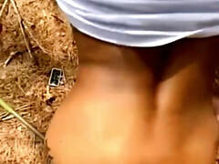 Nana, Plantureuse, Éjaculation interne, Noir ébène, Hard, Interracial, Public, Nénés