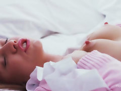 Braunhaarige, Frau, Masturbation, Russisch, Schulmädchen, Solo, Jungendliche (18+), Titten