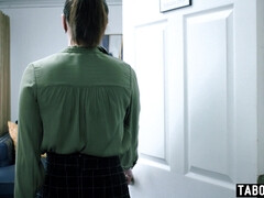 Большие сиськи, Брюнетки, Грудастые, Лесбиянка, Лизание, Натуральные сиськи, В офисе, Страпон