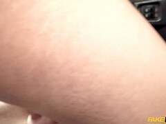 Amateur, Culo, Coche, Lamidas, Tetas naturales, Coño, Cabello corto, Tetas