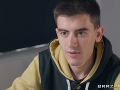 Grote mammen, Blond, Brillen, Moeder die ik wil neuken, Kut duiken, Rok, Kousen, Lerarin