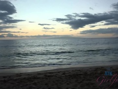 Enthousiasteling, Strand, Pijpbeurt, Jurk, Voeten, Voetbeurt, Kut duiken, Tieten likken