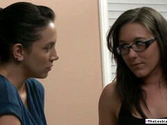 Большие сиськи, Брюнетки, Волосатые, Хд, Лесбиянка, Белье, Мастурбация, Крошечные