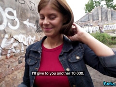 Grosse titten, Blasen, Flashen, Natürlichen titten, Im freien, Pov, Öffentlich, Hintern versohlen