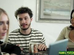 18 jahre, Grosser arsch, Grosser schwanz, Grosse titten, Blondine, Braunhaarige, Hundestellung, Muschi