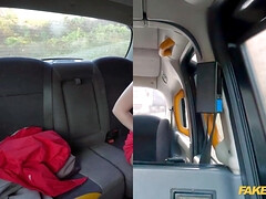 Grosser arsch, Grosse titten, Blasen, Lingerie, Strumpfhose, Pov, Öffentlich, Realität