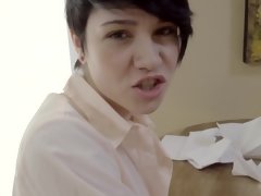 Nana, Grosse bite, Sucer une bite, Tir de sperme, Seins naturels, Chatte, Cheveux courts, Nénés