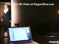 Diep in de keel, Lul, Sperma in gezicht, Reusachtig, Moeder die ik wil neuken, Secretaresse, Geschoren, Tieten likken