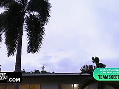 Geschnappt, Bekleidet, Schwanz, Hardcore, Hd, Jungendliche (18+), Flotter dreier, Titten