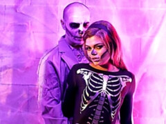 Blond, Pijpbeurt, Handbeurt, Tiener, Tieten likken