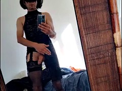 Leie, Grosser schwanz, Crossdresser, Französisch, Handjob, Absätze, Lingerie, Masturbation