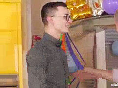 Pareja, Penetracion con dedos, Fiesta, Pelirrojo, Afeitado, Trio