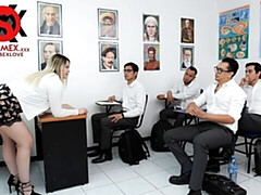 Grosser arsch, Grosser schwanz, Grosse titten, Blondine, Blasen, Hundestellung, Gruppensex, Milf