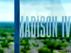 Américain, Éjaculer dans la bouche, Queue, Fétiche des pieds, Bâillonner, Chatte, Chevaucher, Rasée