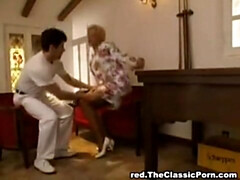 Sexy lady has a fuck in a bar