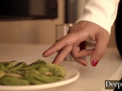 Gianna Gives Her Client More Than What He Paid For