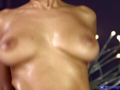 Gros seins, Sucer une bite, Éjaculation interne, Fille latino, Léchez, Massage, Piercing, Chatte