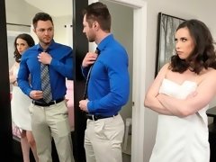 Grosse bite, Gros seins, Sucer une bite, Brunette brune, En levrette, Interracial, Mère que j'aimerais baiser, Seins naturels