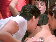 Moeder die ik wil neuken, Oud