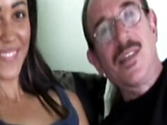 18 ans, Amateur, Éjaculation interne, Embrassement, Petite femme, Réalité, Rétro, Adolescente