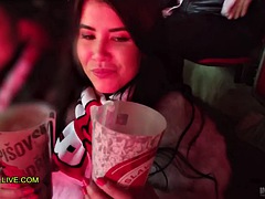 Grosser schwanz, Blasen, Braunhaarige, Spermaladung, Tschechisch, Hardcore, Masturbation, Pov