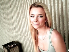 Tussi, Blondine, Im freien, Pov, Öffentlich, Muschi, Jungendliche (18+), Titten