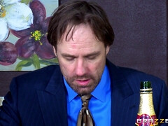 Большие сиськи, Брюнетки, Грудастые, Рогоносцы, Софткор