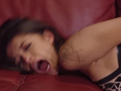 Mamada, Amarrada, Corridas, Tetas naturales, Coño, Realidad, Tatuaje, Adolescente