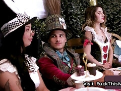 In den arsch, Grosser schwanz, Grosse titten, Gruppe, Handjob, Hardcore, Orgie, Titten