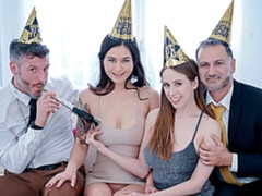 Angelic chicks Jasmine Wilde and Jackie Hoff are getting pleasure