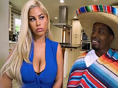 Grote mammen, Pijpbeurt, Sperma shot, Hardcore, Interraciaal, Latijnse vrouw, Rijden, Spaans