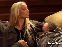 18 jahre, Grosse titten, Vollbusig, Tschechisch, Fingern, Hd, Lesbisch, Herrin