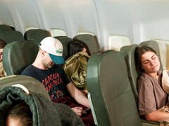 Braunhaarige, Masturbation, Nippel, Öffentlich, Solo