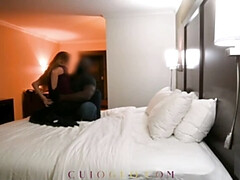 Man die toekijkt, Interraciaal