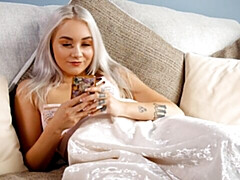 Amateur, Cul, Doigter, Masturbation, Seins naturels, Solo, Dénudage, Nénés