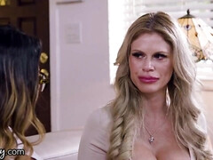 Gros cul, Gros seins, Blonde, Brunette brune, Lesbienne, Léchez, Actrice du porno, Nénés