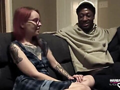 Amateur, Américain, Noire, Sucer une bite, Interracial, Tatouage, Nénés, Épouse