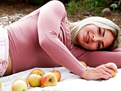 Cul, Blonde, Nue à poil, Seins naturels, De plein air, Solo, Nénés