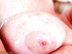 Gros cul, Gros seins, Sucer une bite, Éjaculation interne, Poilue, Massage, Mère que j'aimerais baiser, Rousse roux