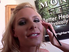 Grosse titten, Blondine, Fingern, Masturbation, Milf, Mutti, Schreiend, Spielzeuge