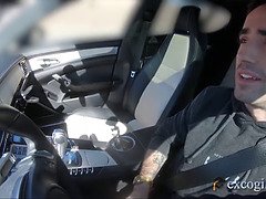 Collège université, Femme couguar, En levrette, Poilue, Léchez, Maman, Gicler, Tatouage