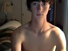 dainty 19 year old straight guy