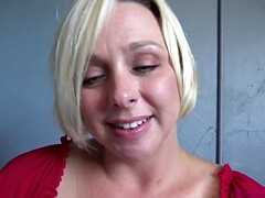 Gros seins, Blonde, Sucer une bite, Plantureuse, Hard, Fait maison, Maman, Nénés