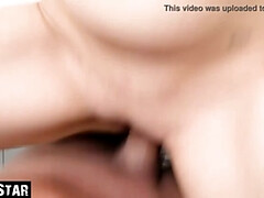 Amateur, Mamada, Engañando, Corrida, Tetas naturales, Pelirrojo, Ducha, Flaco