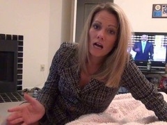 Mommy gives Pantyhose Footjob and plus BJ