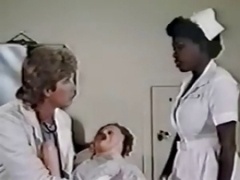 Schwarz, Krankenschwester