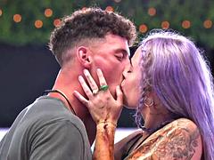 Blond, Hardcore, Zoenen, Softcore pornografie