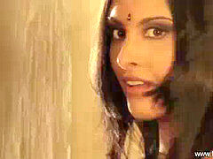 Braunhaarige, Indisch, Nackt, Erotischer film